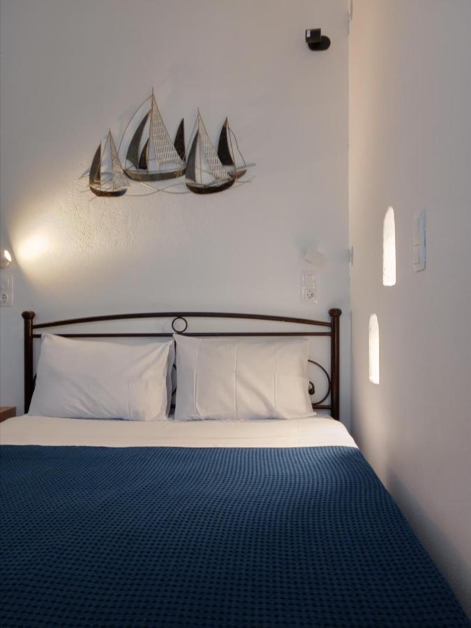 Meltemi Rooms And Studios Anafi Bagian luar foto
