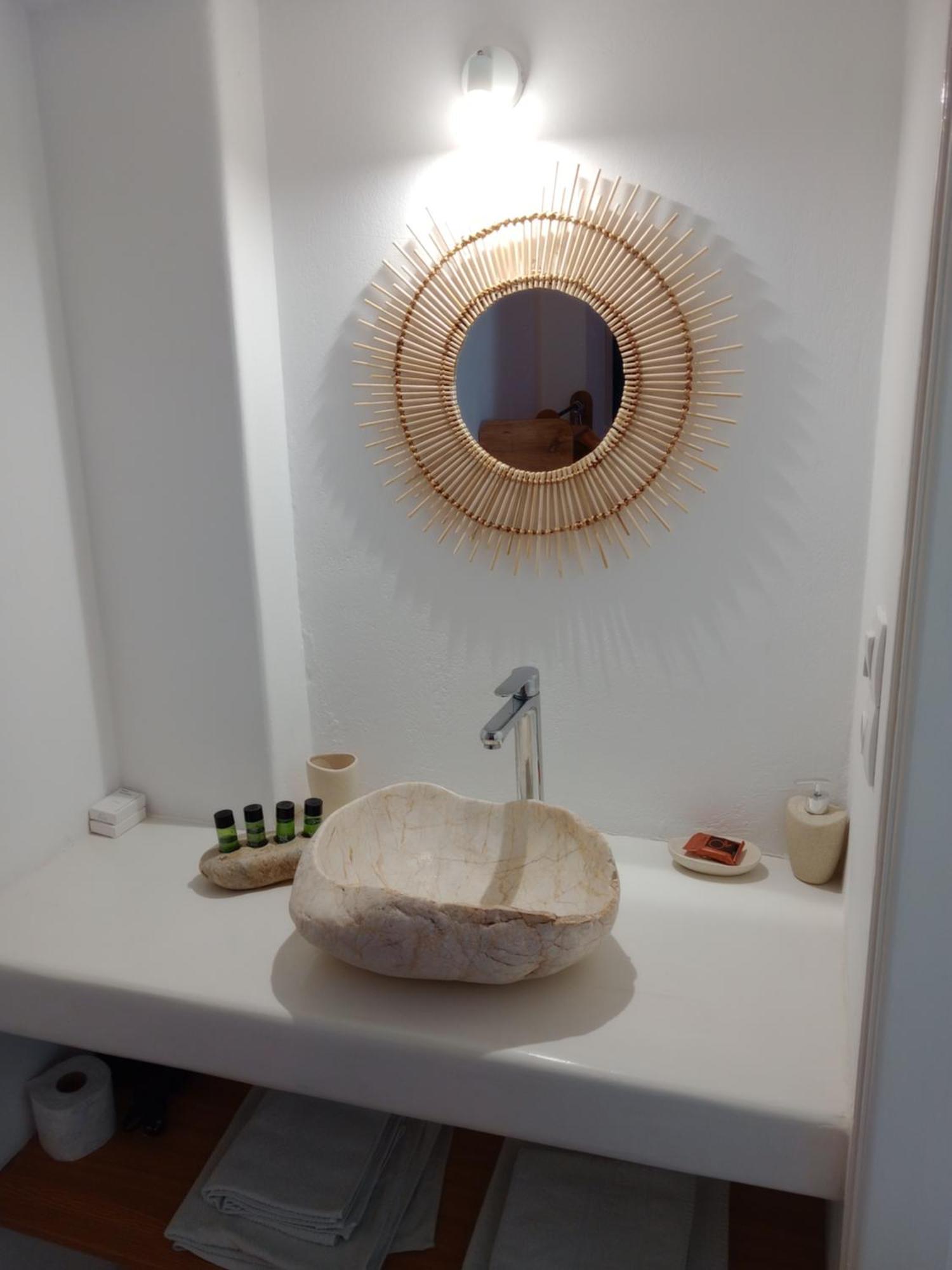 Meltemi Rooms And Studios Anafi Bagian luar foto