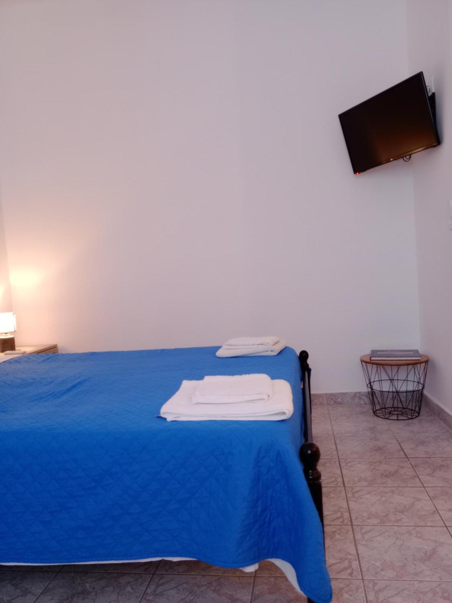 Meltemi Rooms And Studios Anafi Bagian luar foto