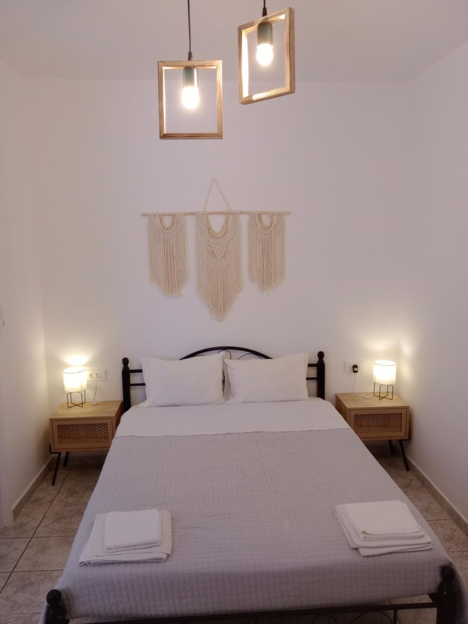 Meltemi Rooms And Studios Anafi Bagian luar foto