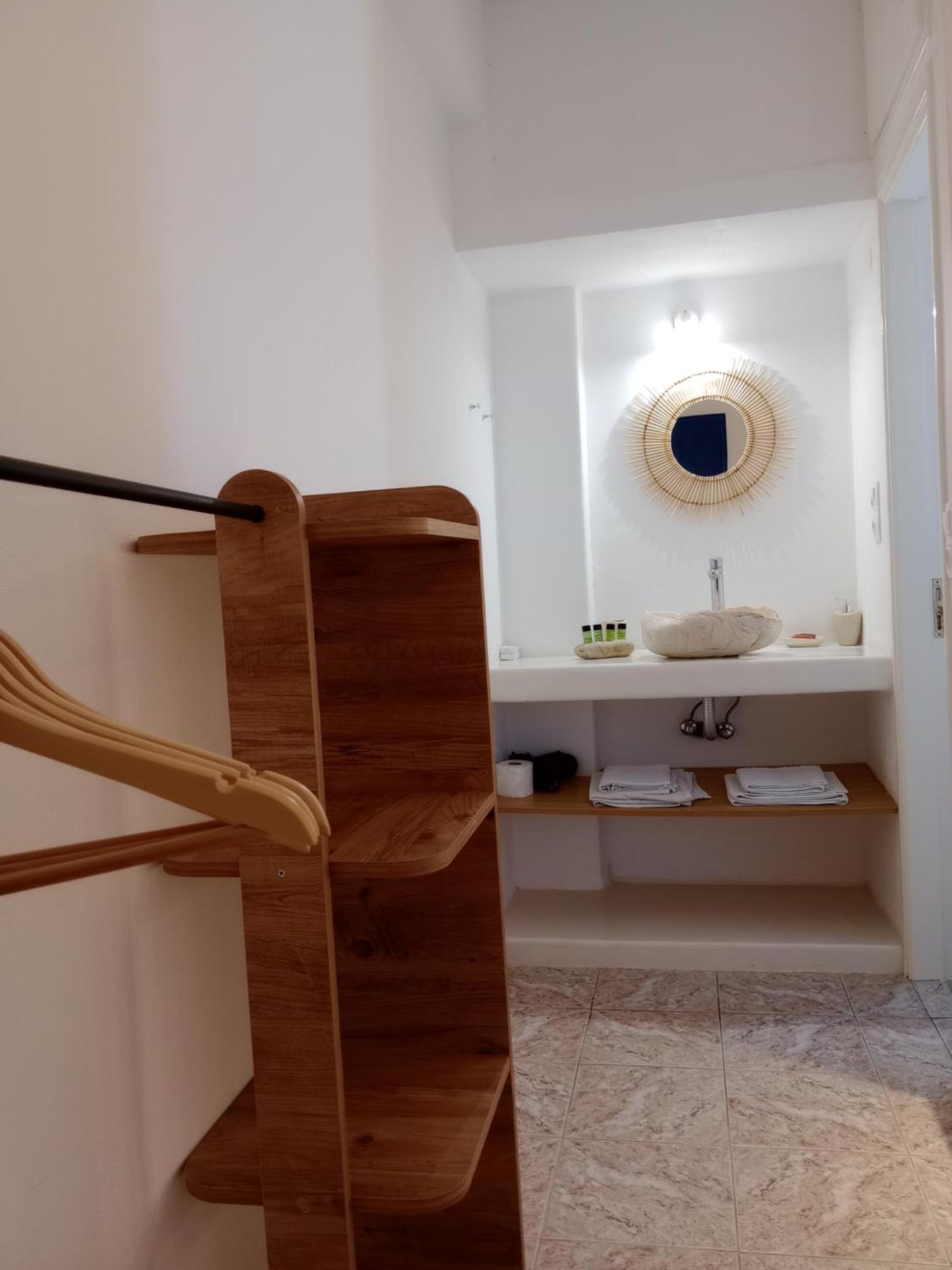 Meltemi Rooms And Studios Anafi Bagian luar foto
