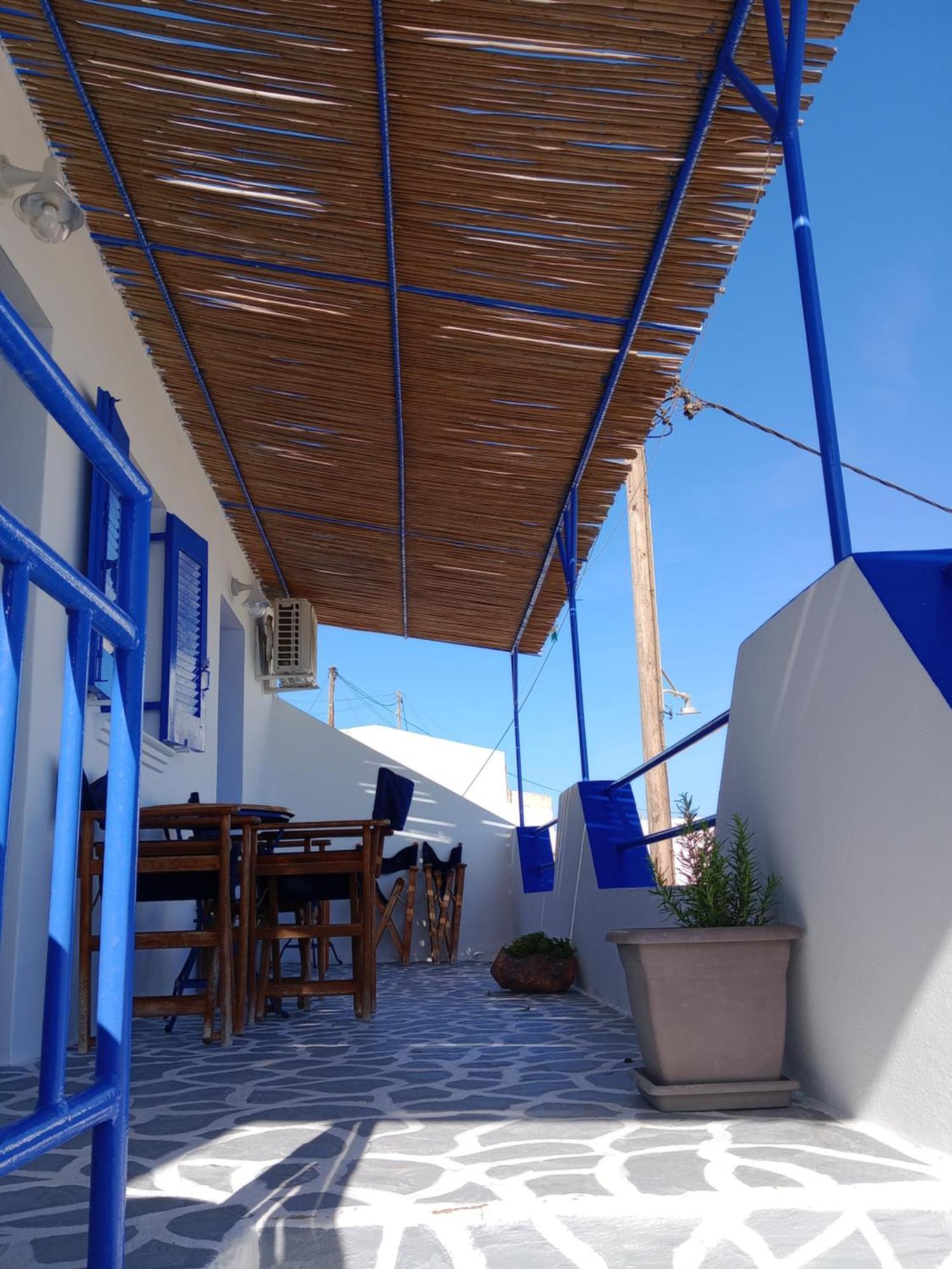 Meltemi Rooms And Studios Anafi Bagian luar foto
